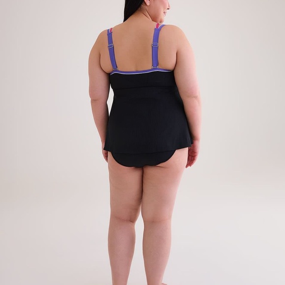 ❣️PENNINGTONS – Black Ribbed One-Piece Swim Dress – Plus Size 1X - Picture 2 of 11